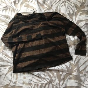 Seven7 Bronze and Black Top